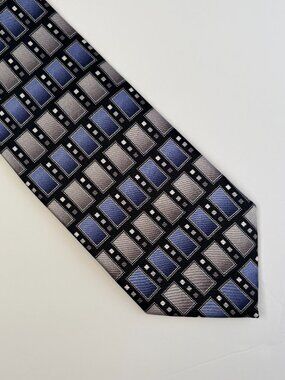 Hermoso New York Tie Blue Gray Silver Black Silk Necktie Geometric